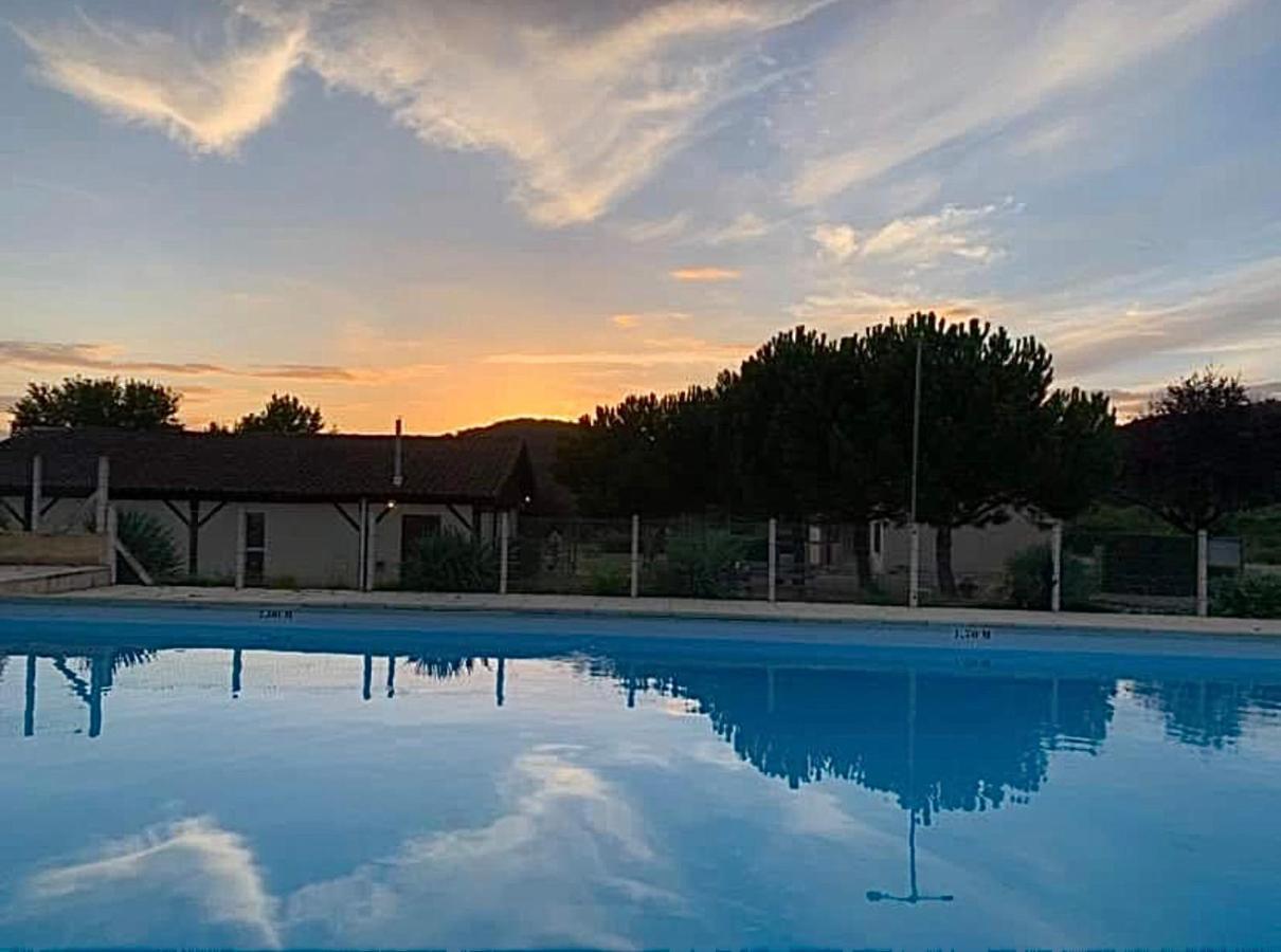 Le Mondou Saint-Julien-de-Lampon Εξωτερικό φωτογραφία